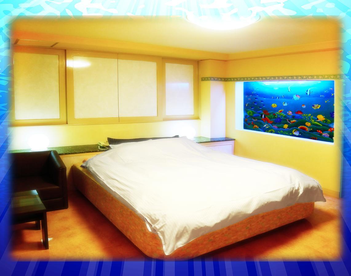 Kyoto Hotel Crown (Adults Only) Exterior foto